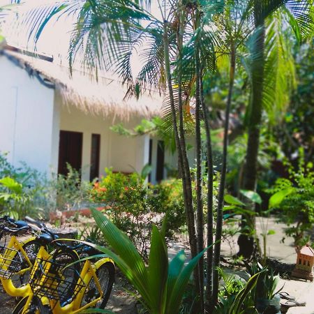Hotel Maxal Bungalow Gili Air Esterno foto